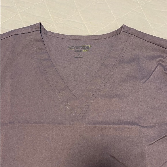 Work scrub Set - Picture 4 of 7